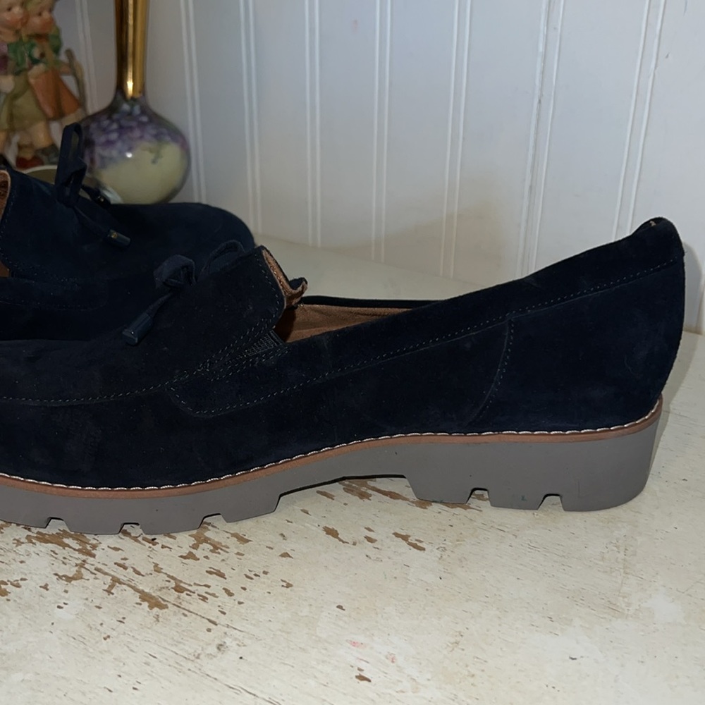 NWOT Vionic charm Finley blue suede loafers Women's Navy Suede size 9 - Picture 6 of 7